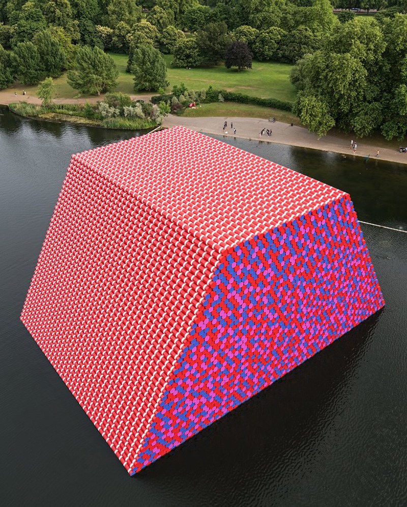 christo-london-mastaba-serpentine-lake_2