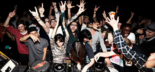 RED BULL MUSIC ACADEMY SESSION MEDELLÍN