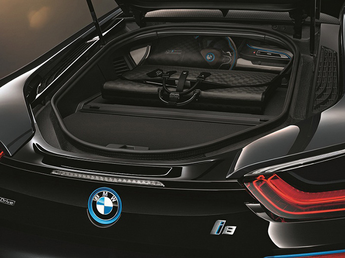 LOUIS VUITTON + BMW