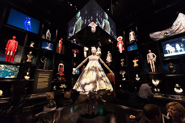 SAVAGE BEAUTY EN EL V&A MUSEUM