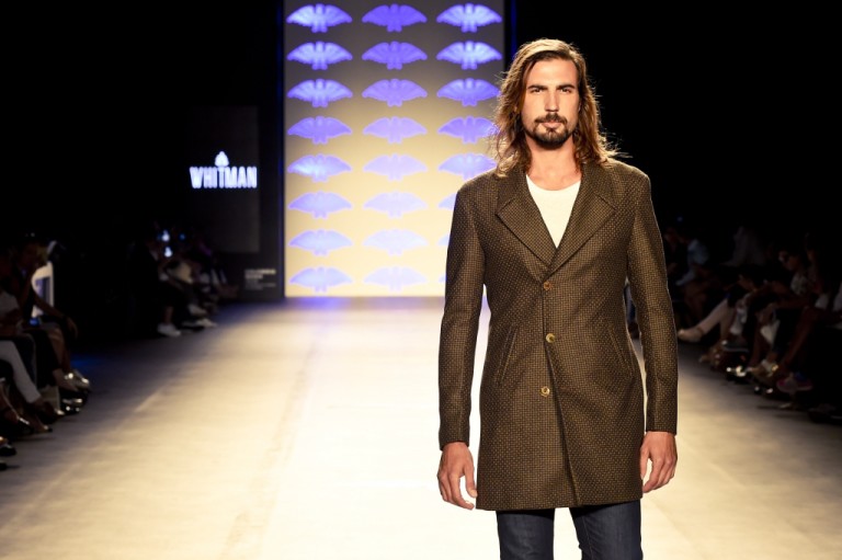 MODA MASCULINA INSPIRADA EN EL ROMANTICISMO DEL SIGLO XIX