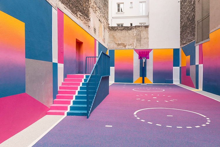 LA CANCHA TECNICOLOR DE PIGALLE