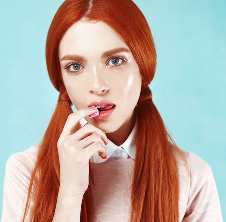MAQUILLADORAS DE MODA EMERGENTES