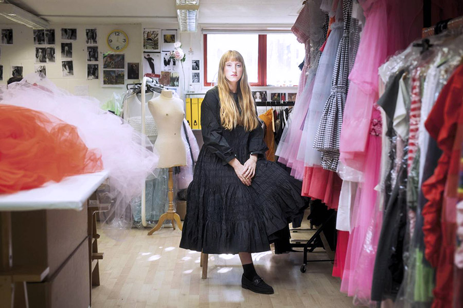 MOLLY GODDARD: ENSUEÑOS Y FANTASÍAS