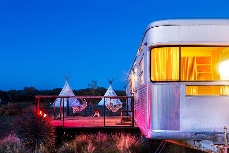 EL HOTEL COSMICO DE MARFA