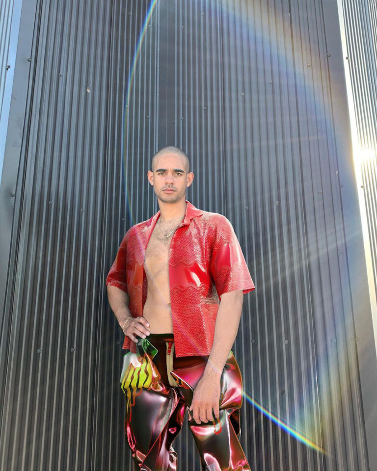 TRIBUTE BRAND, moda especializada en cibernética sin contacto