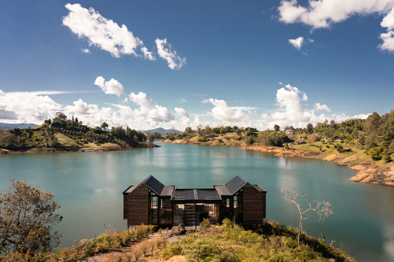 BOATO: Naturaleza y diseño a orillas del embalse de Guatapé