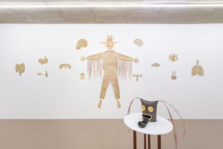 Tejer futuros: arte, migración y consuelo